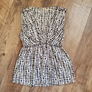 Max Studio Cinched Top in Geometric Pattern in Black and White, Size: Small